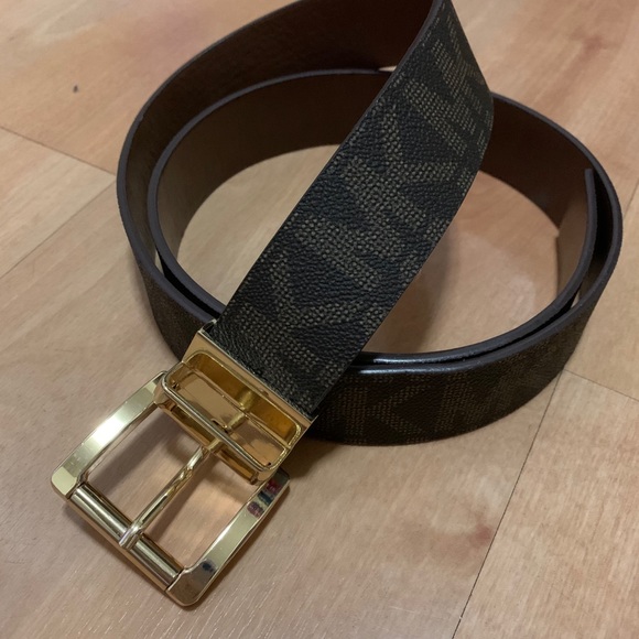 Michael Kors Belt - Picture 1 of 4